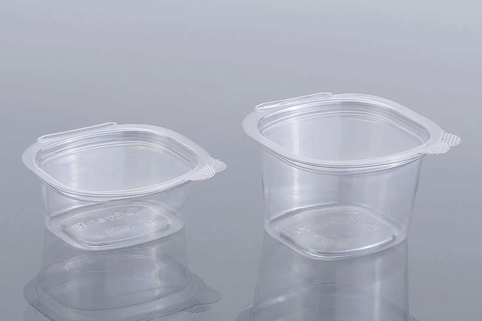 Oracle sauce containers with snap-on lids