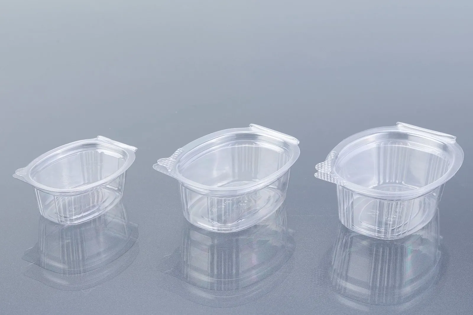 Oracle sauce containers with snap-on lids